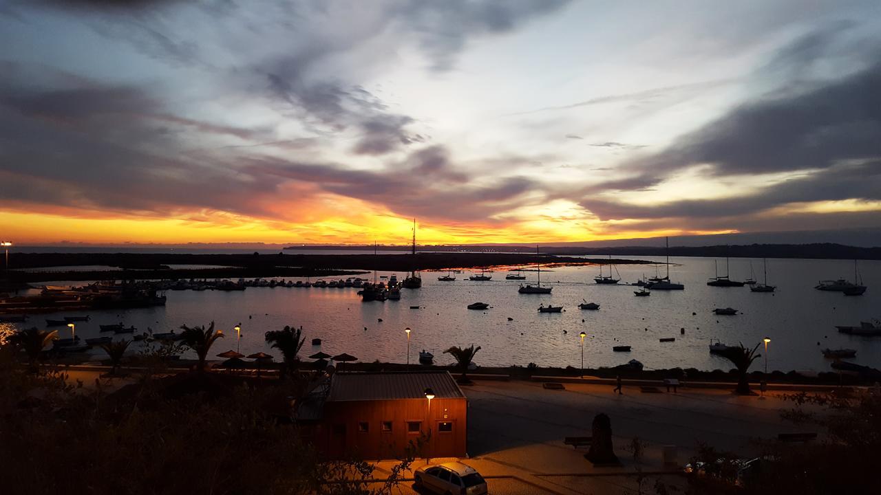 פורטימאו Ria Hostel Alvor מראה חיצוני תמונה