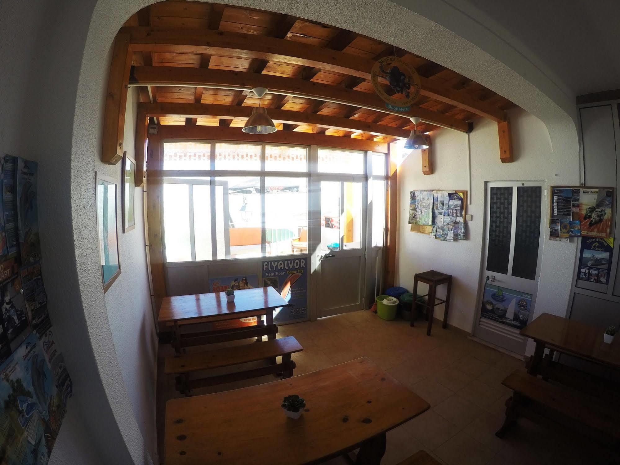 פורטימאו Ria Hostel Alvor מראה חיצוני תמונה