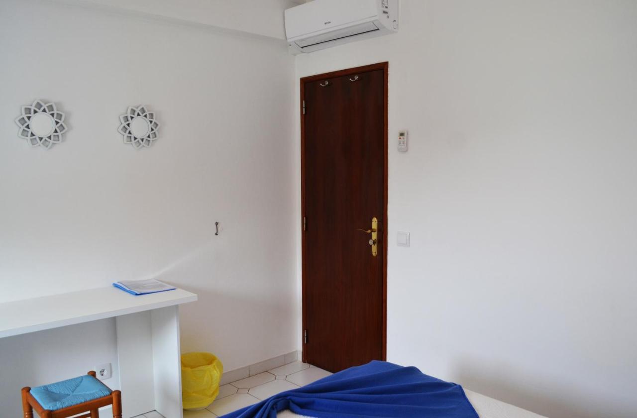 פורטימאו Ria Hostel Alvor מראה חיצוני תמונה