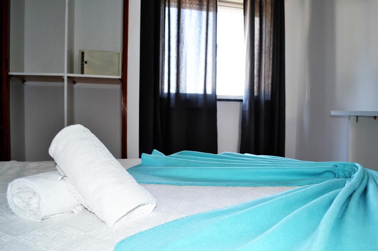 פורטימאו Ria Hostel Alvor מראה חיצוני תמונה