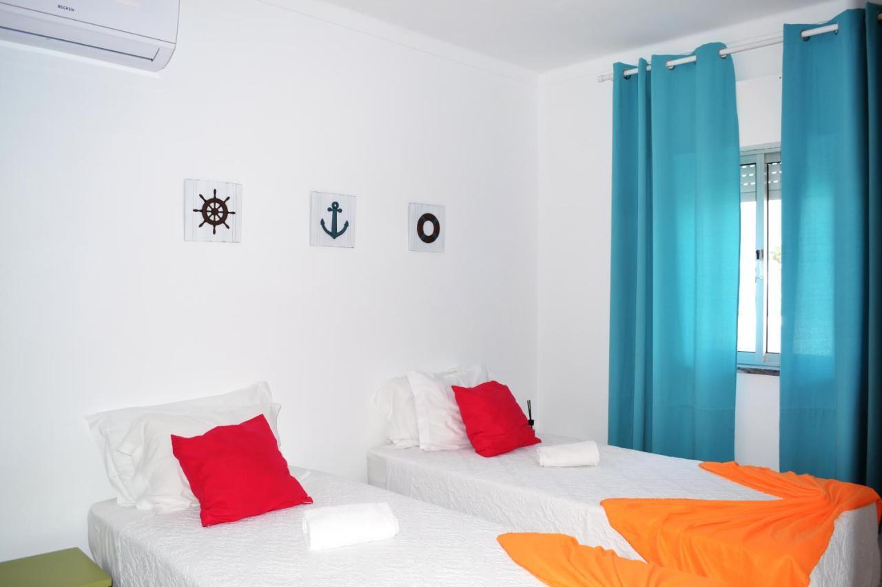 פורטימאו Ria Hostel Alvor מראה חיצוני תמונה