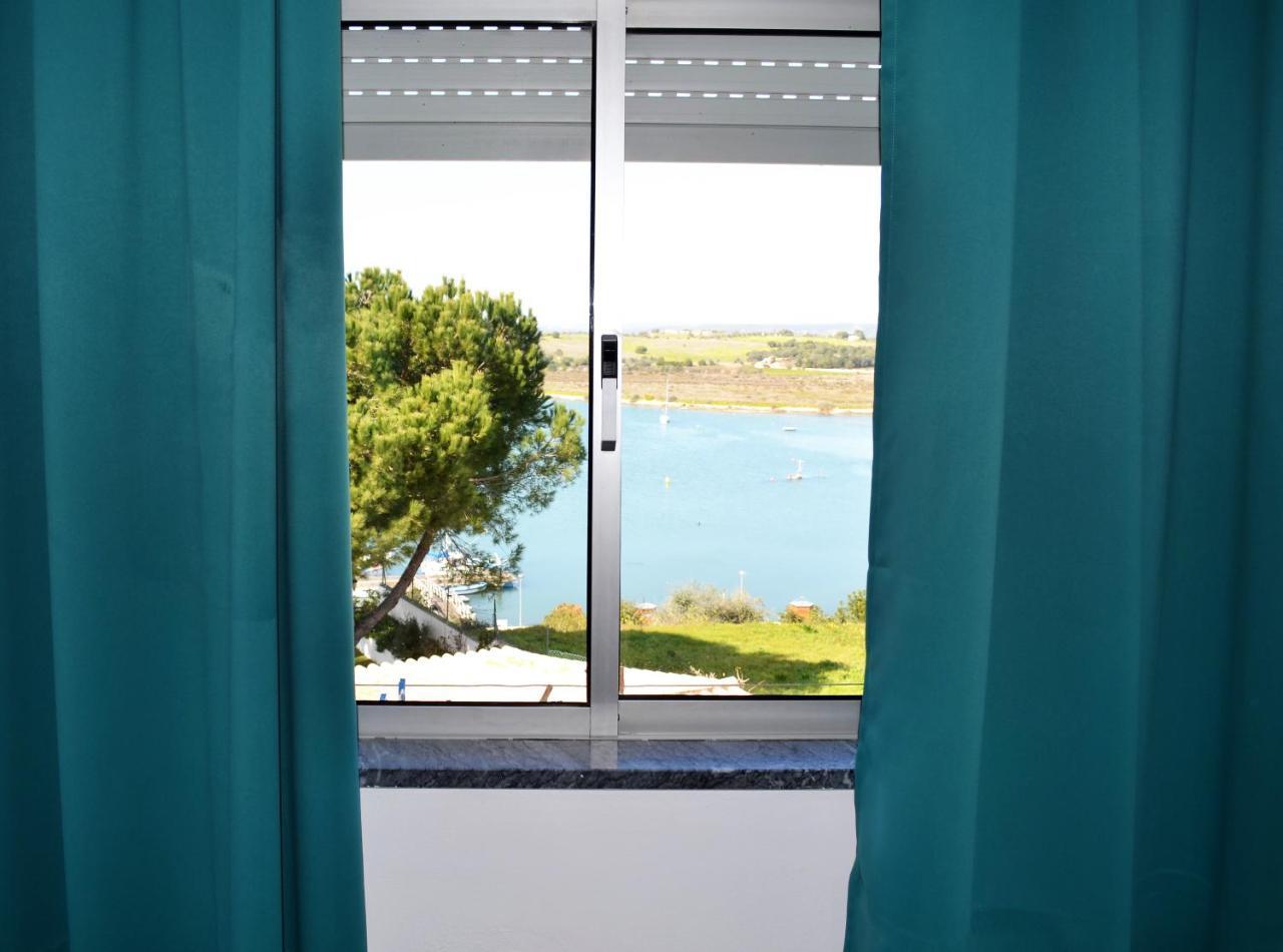 פורטימאו Ria Hostel Alvor מראה חיצוני תמונה