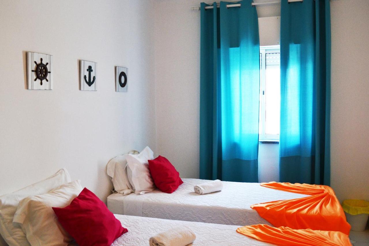 פורטימאו Ria Hostel Alvor מראה חיצוני תמונה