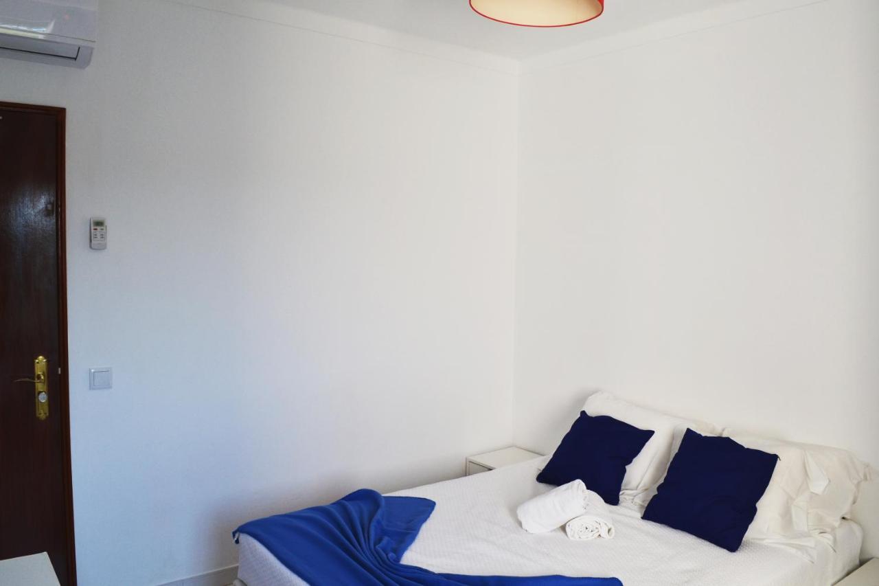 פורטימאו Ria Hostel Alvor מראה חיצוני תמונה